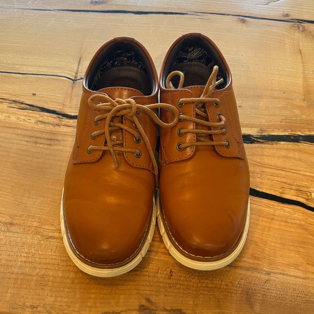 Classic Brown Leather kids Shoes size 3